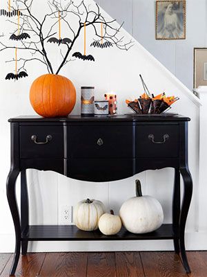 78 DIY Halloween decoration ideas that are a mixture of scary and cute.