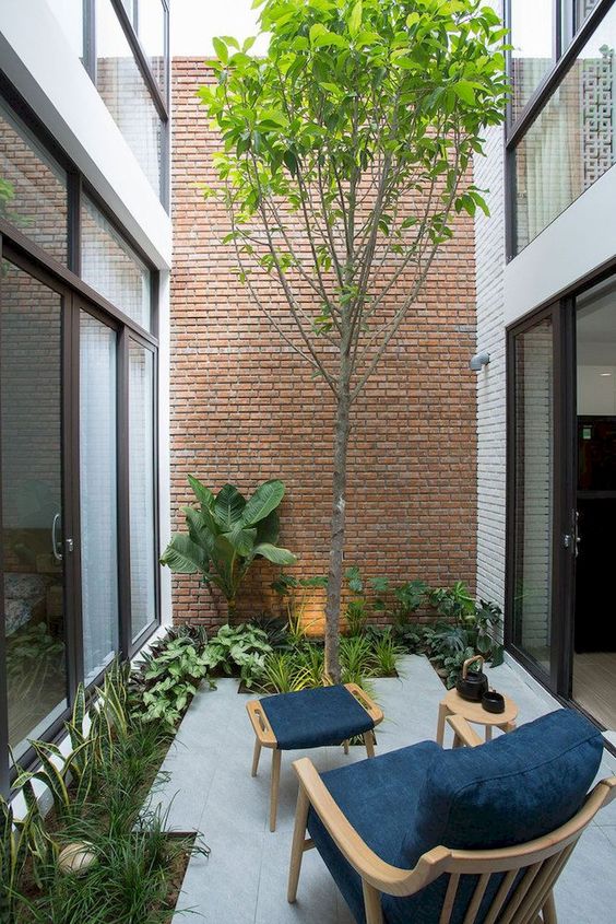 51 Stunning Courtyard Design Ideas - DigsDi