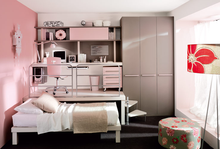Colorful teenage loft bedrooms by Tumidei Digsdigs, small loft.