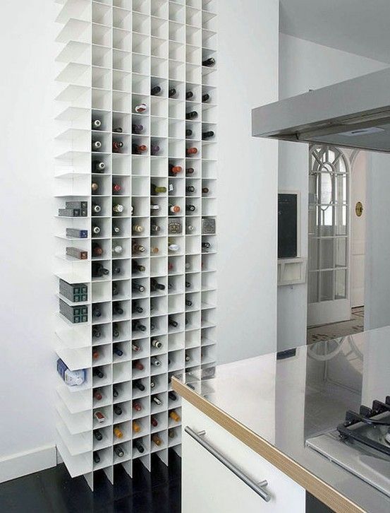 31 cool and practical ideas for wine storage at home |  Espaços pequenos.
