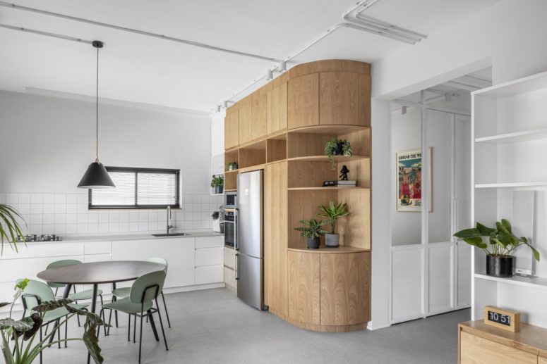 Contemporary and functional apartment in neutral - DigsDi