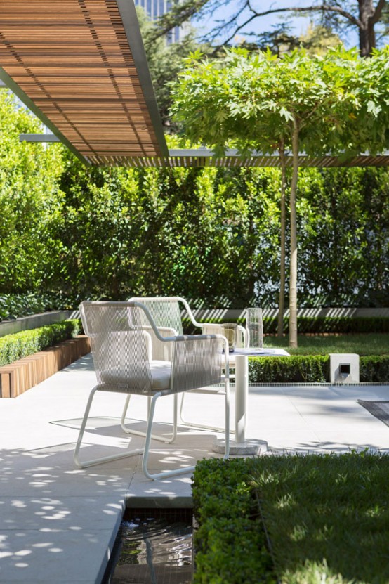 Stylish modern garden and patio design by Nathan Burkett - DigsDi