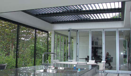 Cool idea for patio - Opening Roofs by Louvretec - DigsDi