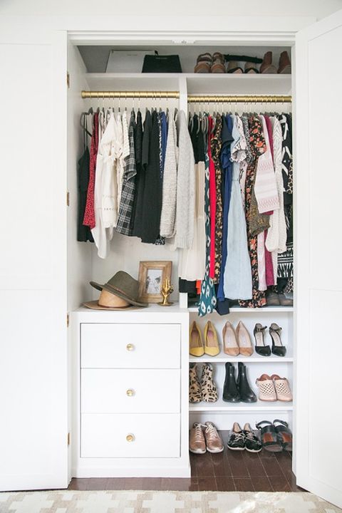 15 Best Small Closet Organization Ideas - small closet storage tip.