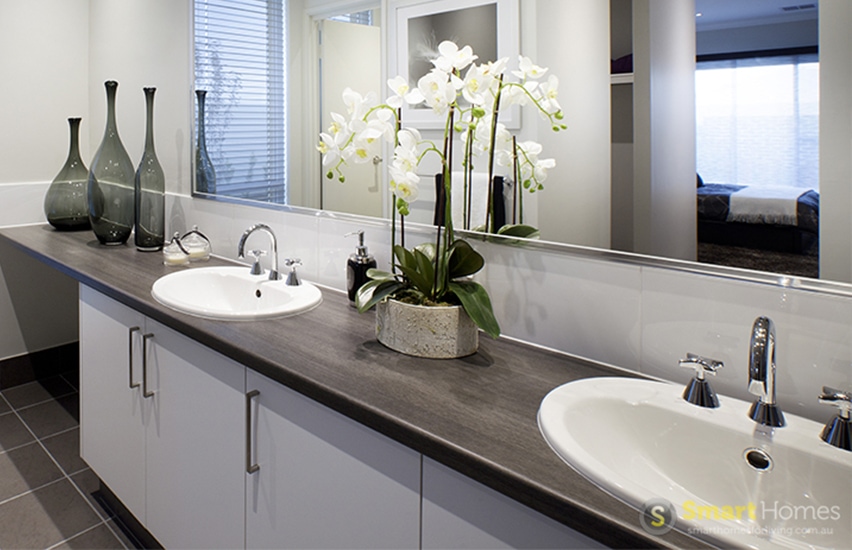 10 ways to update your bathroom on a budget |  smart idea