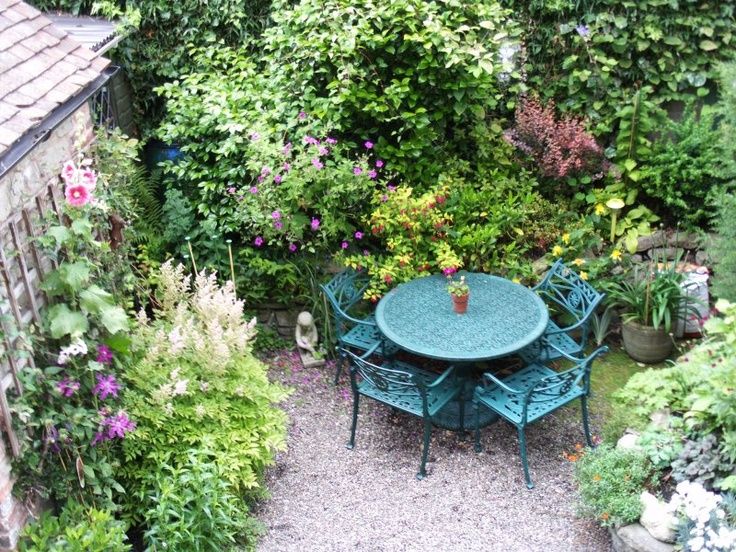 26 Beautiful Townhouse Courtyard Garden Designs |  DigsDigs |  small .