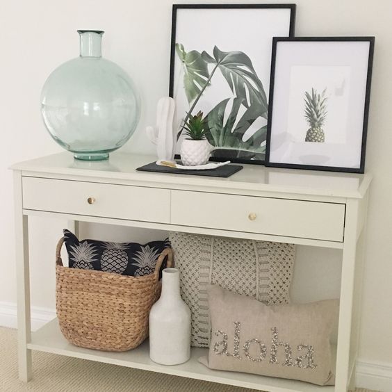 25 ideas for designing your console table for summer - DigsDi