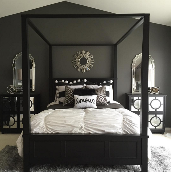 Stunning bold black, white and gray bedroom design with simple design.