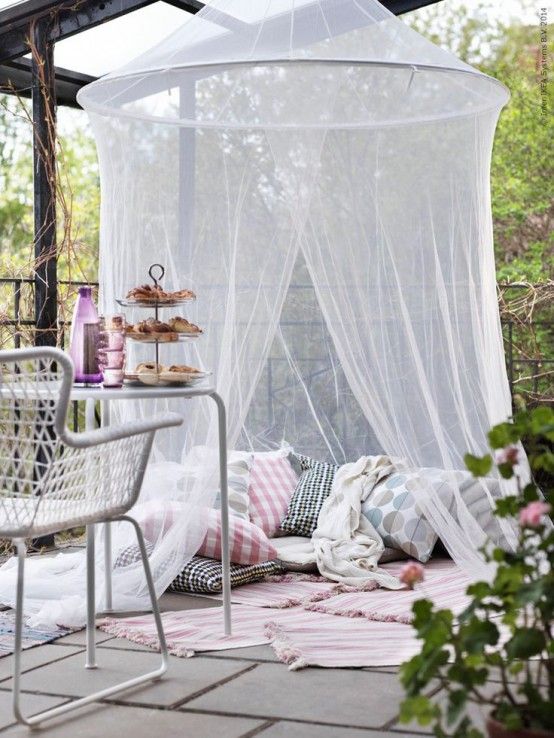 Cute and practical outdoor mosquito net ideas