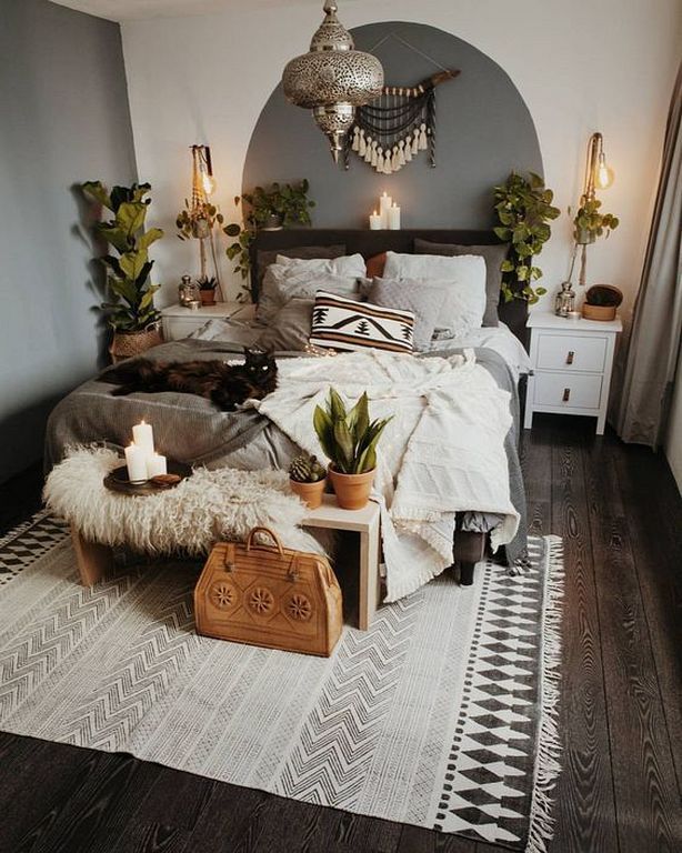 Eclectic Bedroom Decor Ideas