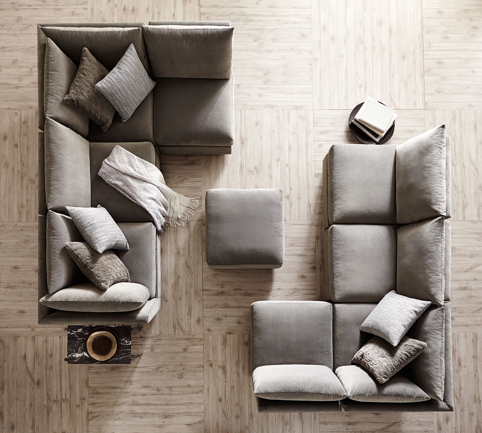 Elegant modular sofa