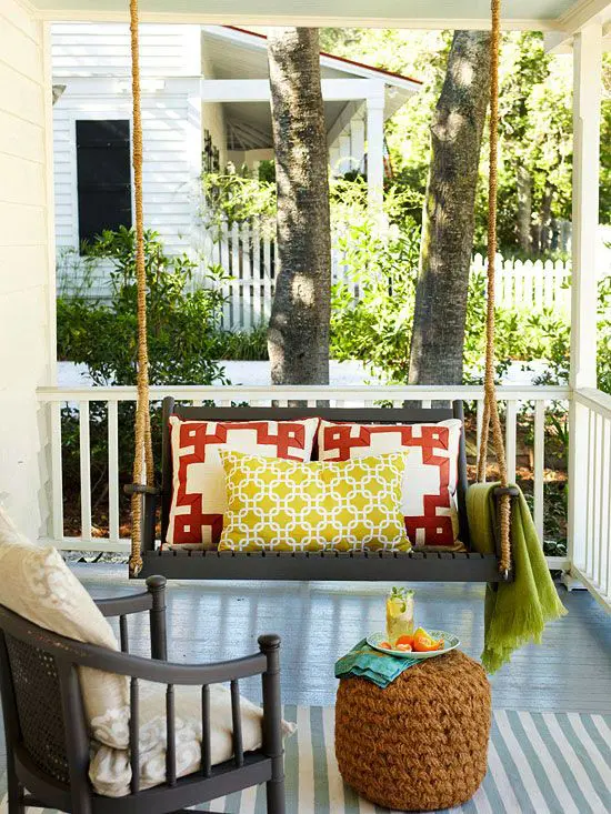 Useful tips for decorating a summer veranda