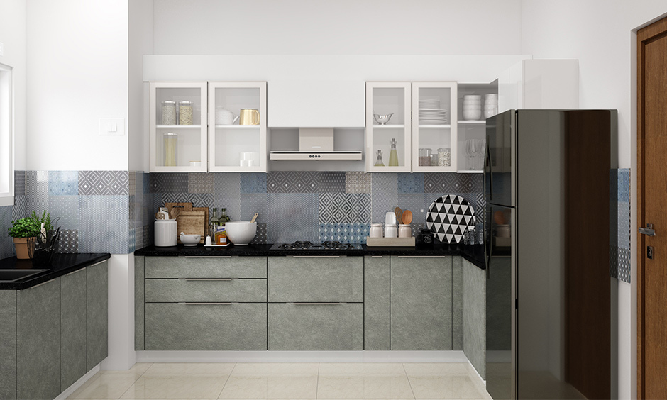 Kitchen dado tiles in shades of blue, white and gray inspired by patchwork