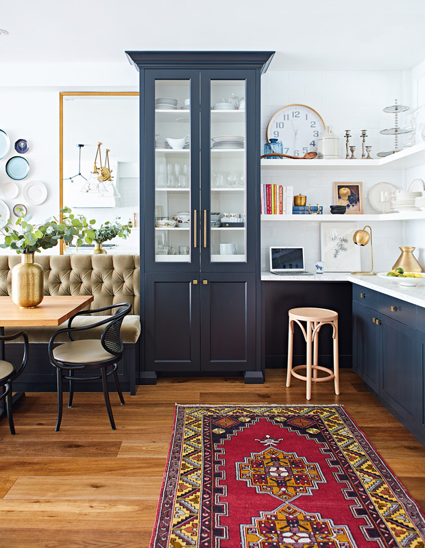 Colorful kitchens, dark blue cabinets