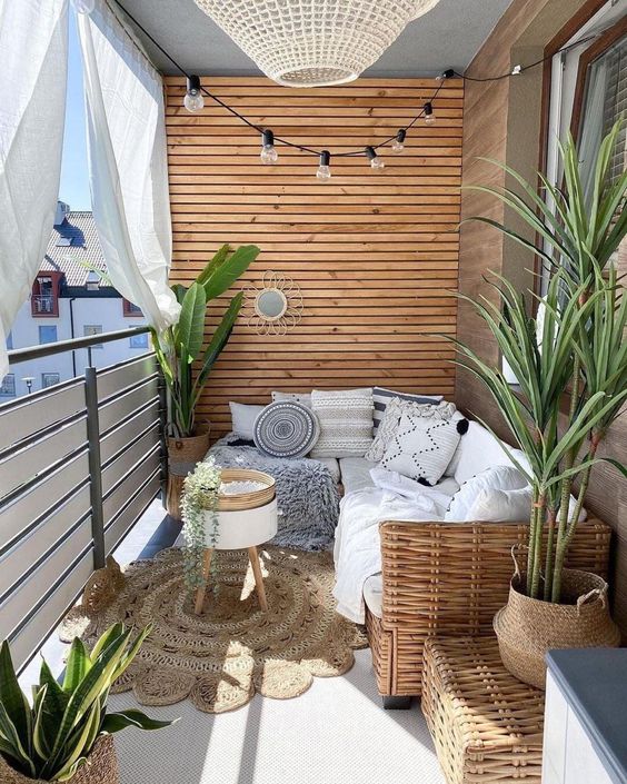 Smart Design Solutions for Small Balconies: Create Your Perfect Outdoor Nook Smart Design Solutions for Small Balconies: Create Your Perfect Outdoor Nook