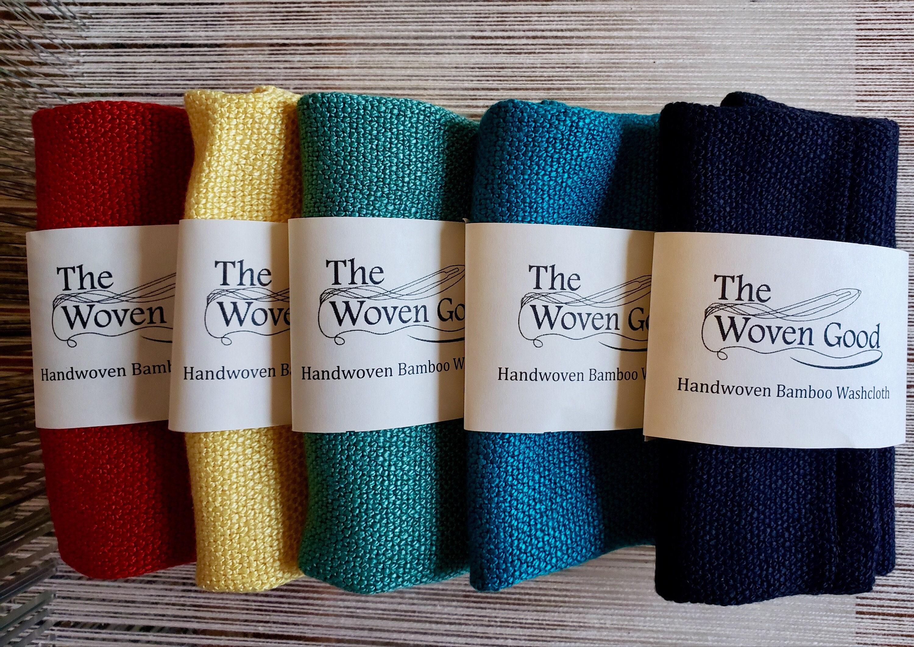 Handwoven washcloths for an artisanal touch in your boho bathroom