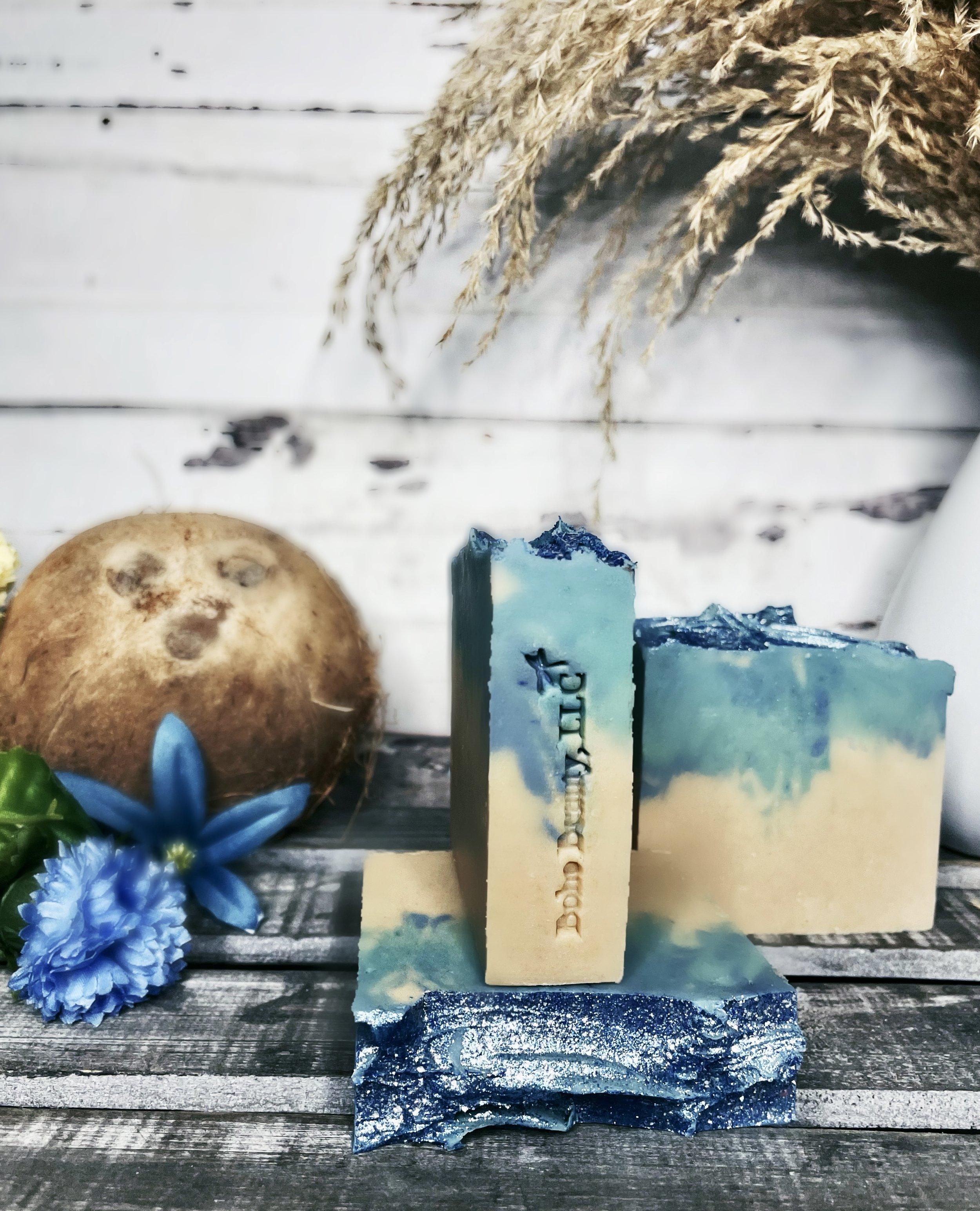 Opt for ​artisanal soaps ⁢presented beautifully⁤ in your boho bathroom