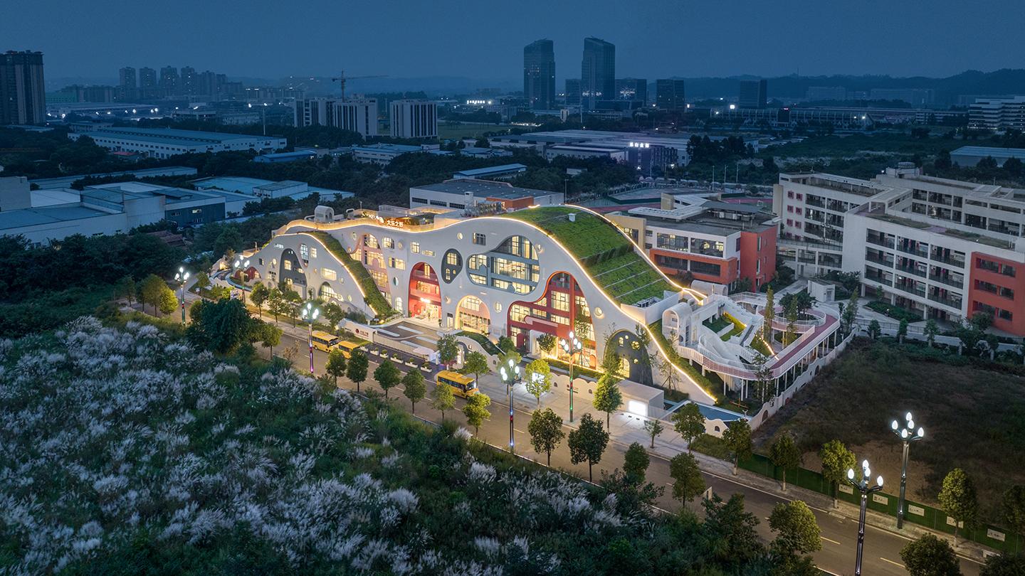 Emphasize your architectural features through strategic design‍ choices