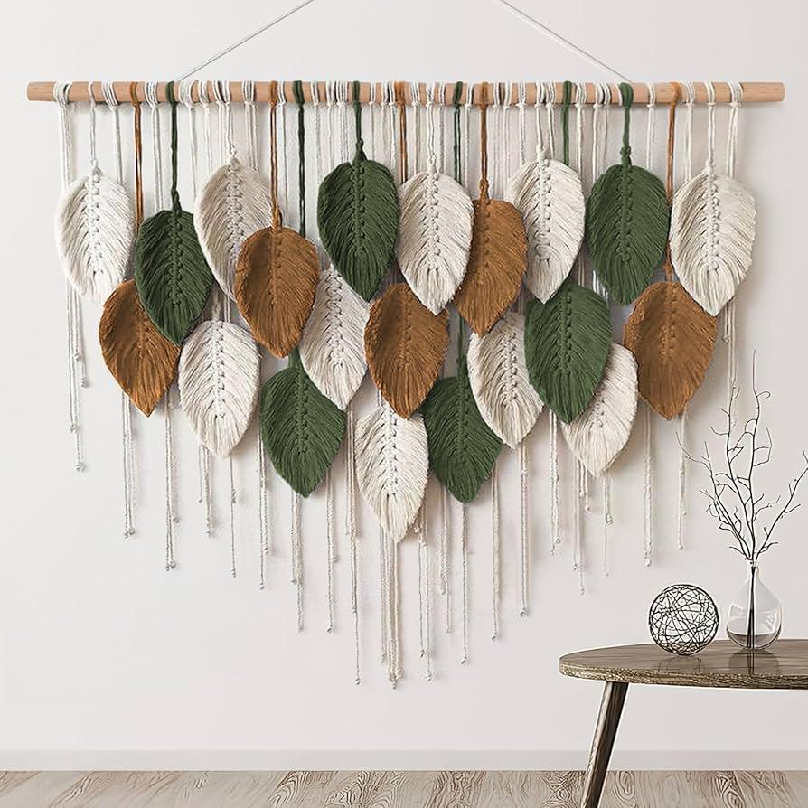 Incorporate macramé wall hangings to add ​character to⁢ your ⁣Boho​ Living ⁣Room