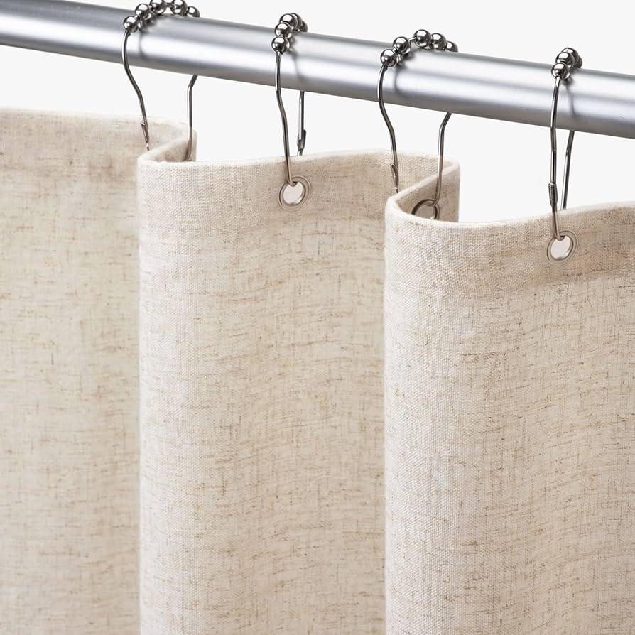 Natural fiber shower ‌curtains to enhance the bohemian atmosphere