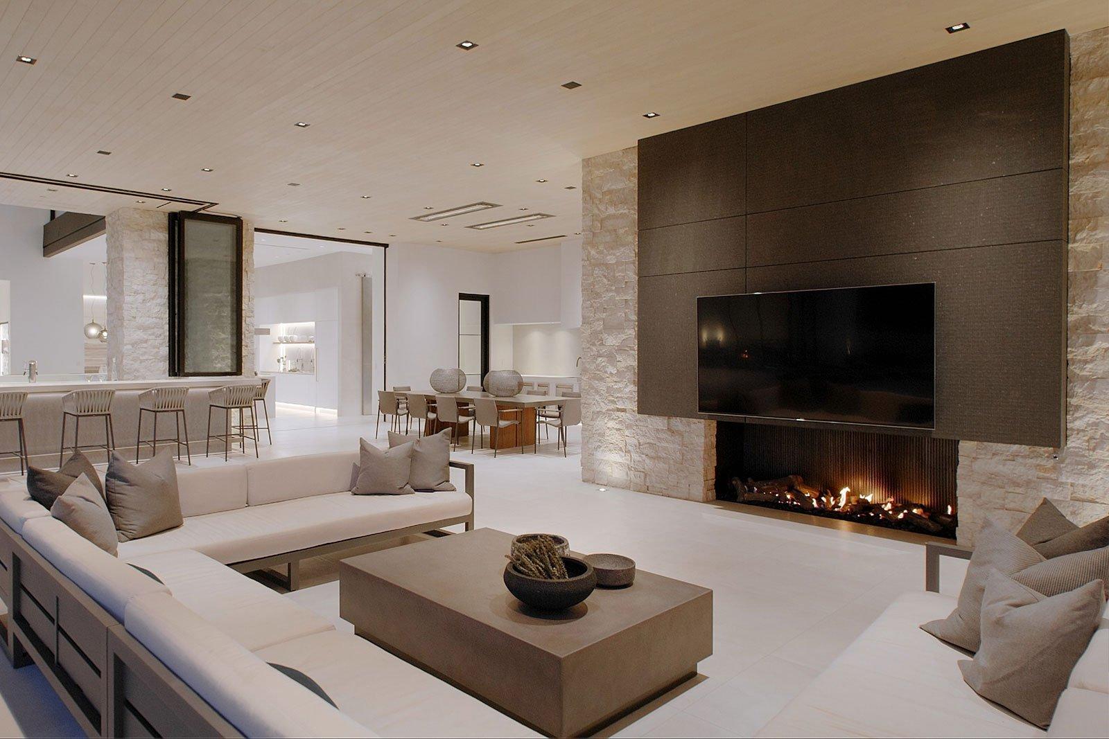 Natural stone accents to ⁤bring organic beauty ⁢into the space