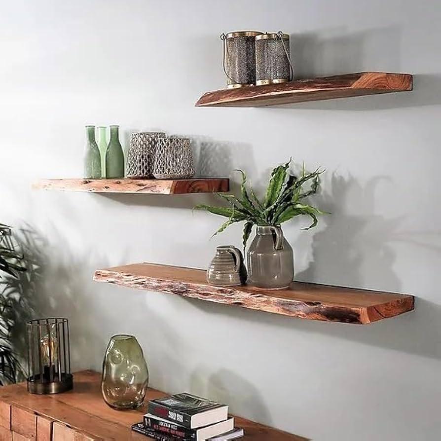 Use‍ reclaimed wood shelves for⁣ sustainable storage in your ⁤Earthy Living⁤ Room