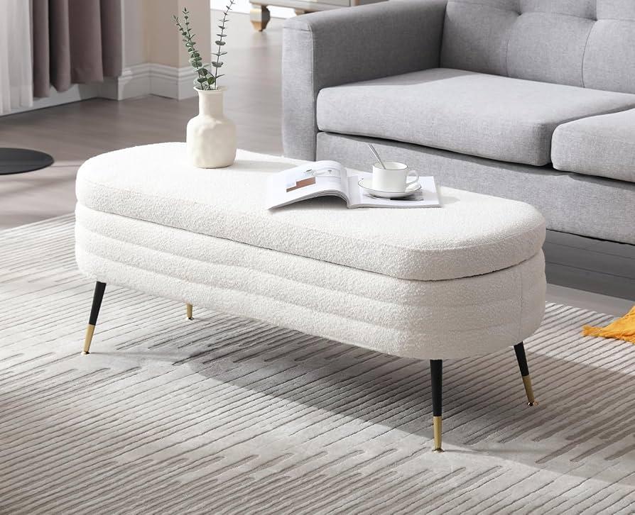 A stylish ottoman doubles as seating and storage in ⁢your contemporary living room