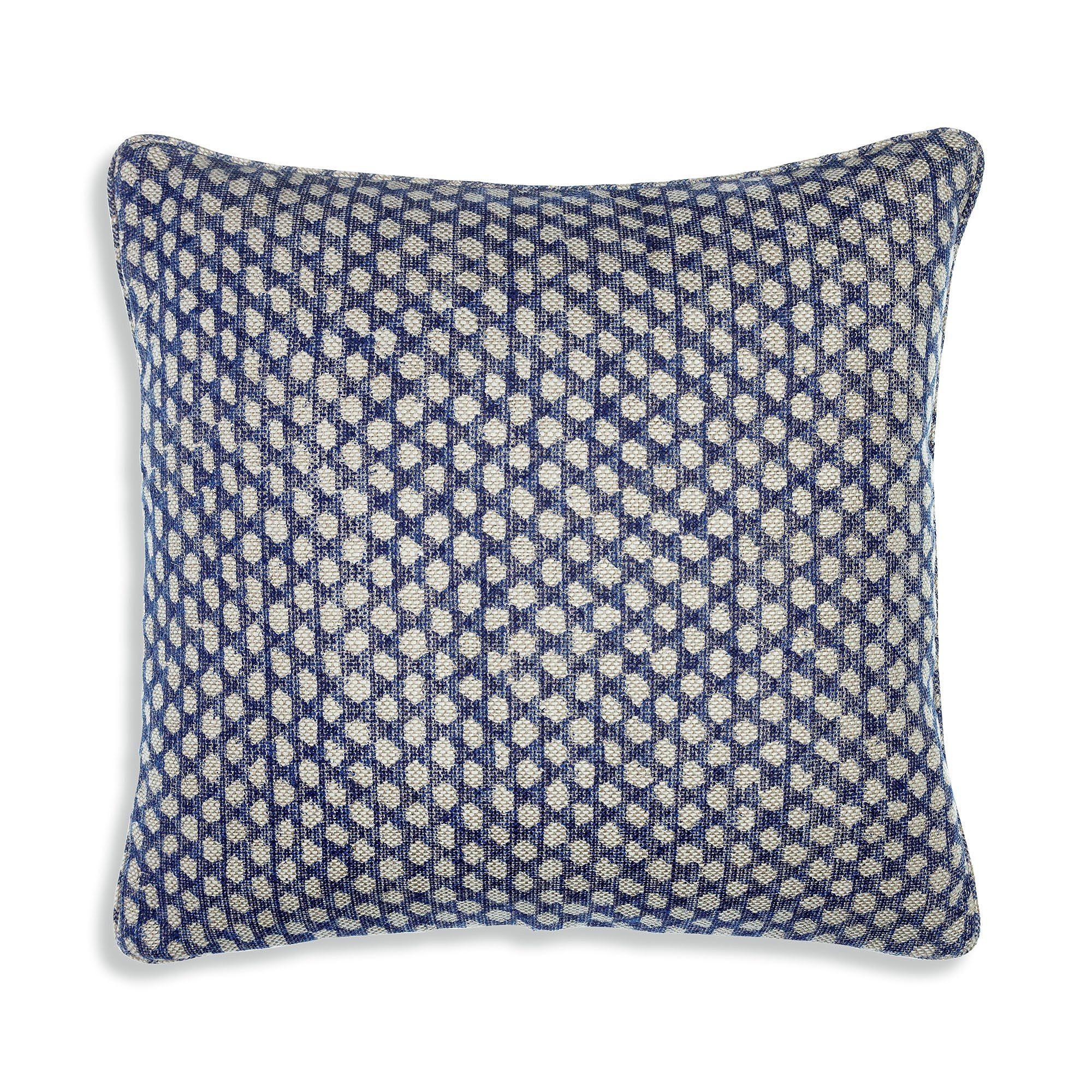 Opt for blue patterned cushions to enhance your blue living room