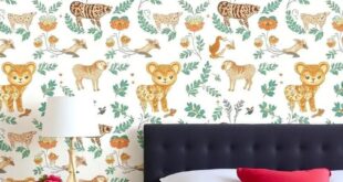 Whimsical Retreat: Transform Your Bedroom with Animal Motif Wallpapers