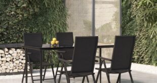 Enhancing Our Outdoor Dining: A Review of the 4-Seater Set