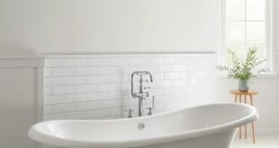 29 Stunning Vintage Bathroom Designs Featuring Timeless Clawfoot Tubs