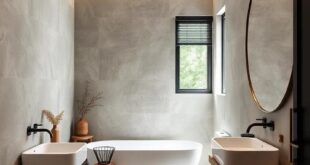 29 Clever Small Bathroom Layout Designs to Maximize Your Space and Style