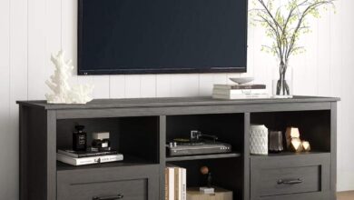 Our Take on the SAINTCY Black 70″ TV Stand: Style Meets Sturdiness