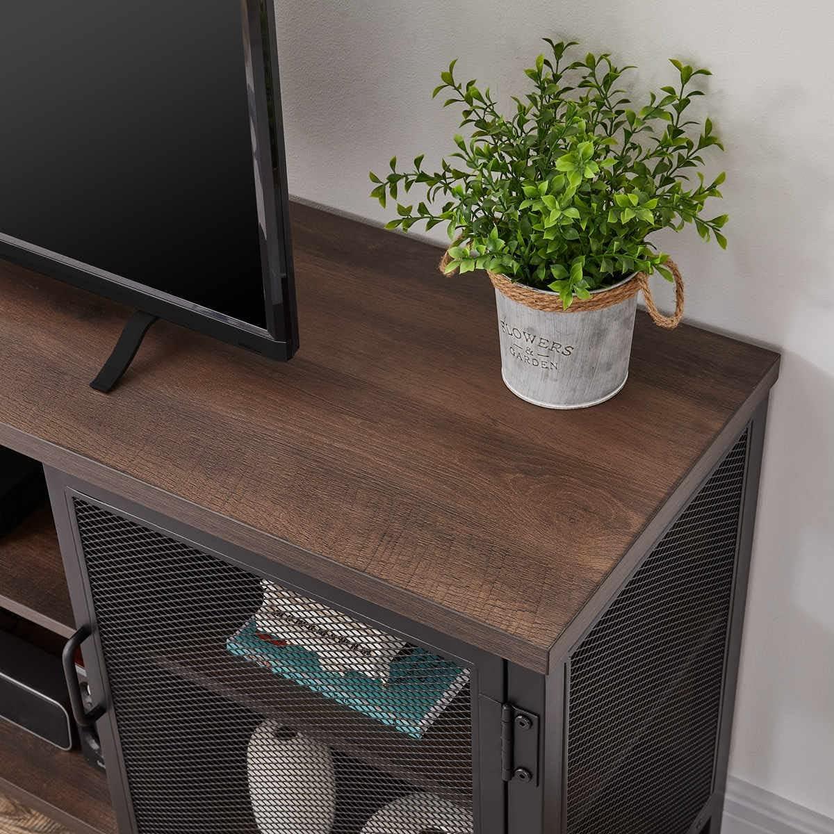 Our Take on​ the FATORRI‌ Rustic Industrial TV Stand: Sturdy⁣ & Stylish