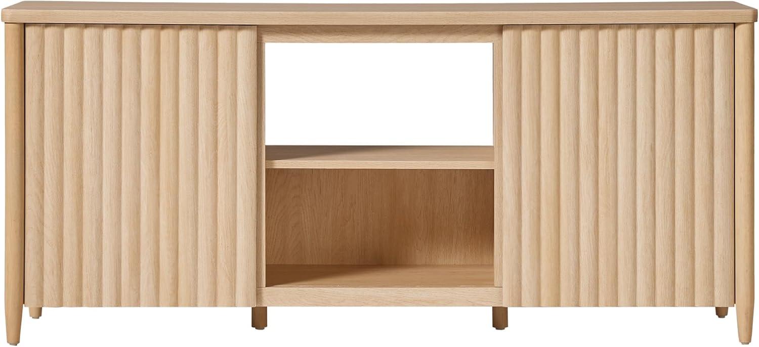 Why We Love the walker Edison Scandinavian TV Stand's Sleek Design