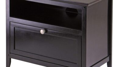 Our Take on the Winsome Wood Zara: Sleek, Space-Savvy TV Stand