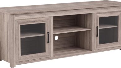 Why We Love the Flash Furniture Sheffield 65″ TV Stand