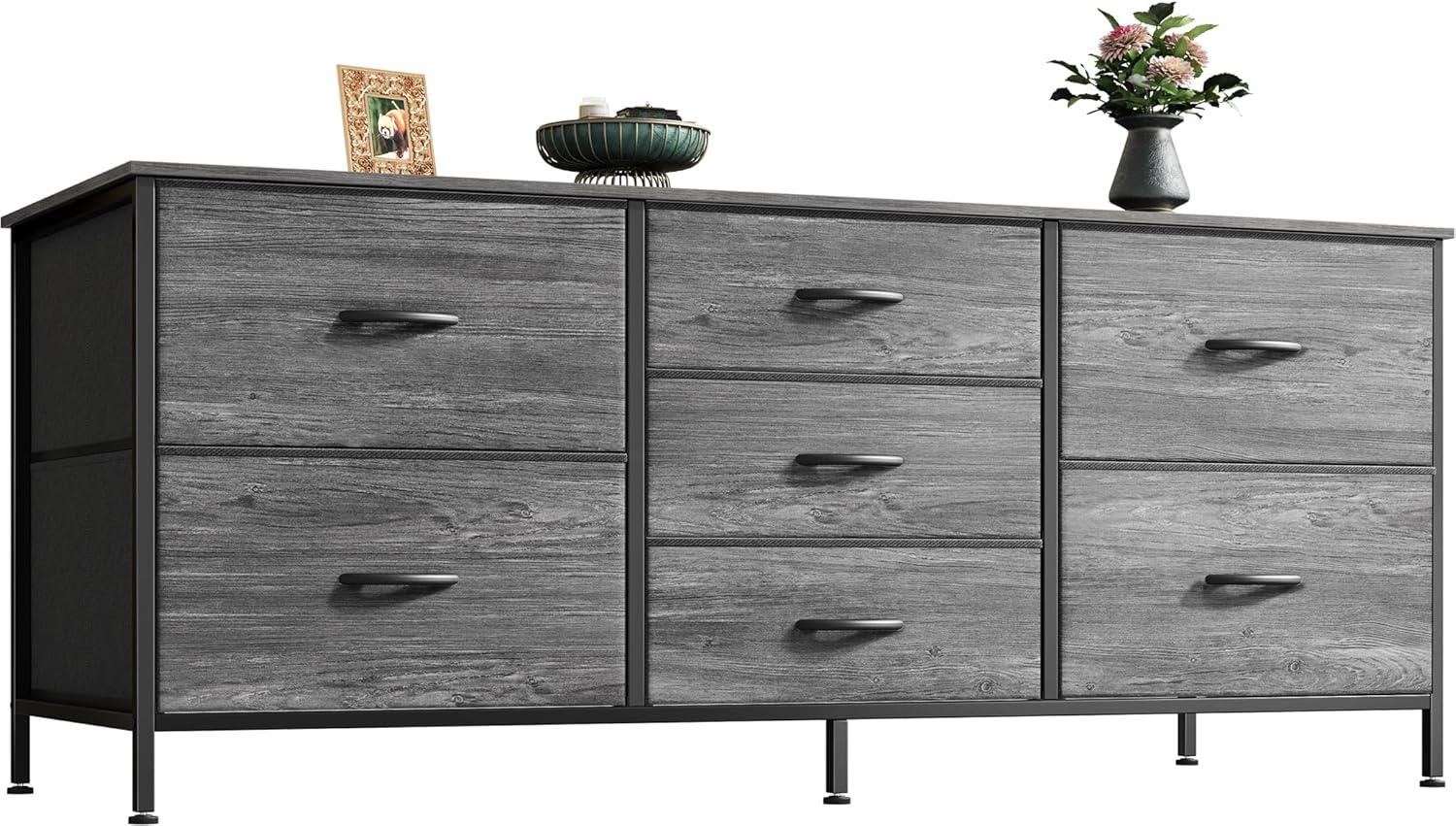 Our Take⁣ on the Huuger 7-Drawer Dresser & TV Stand: Practical & Stylish